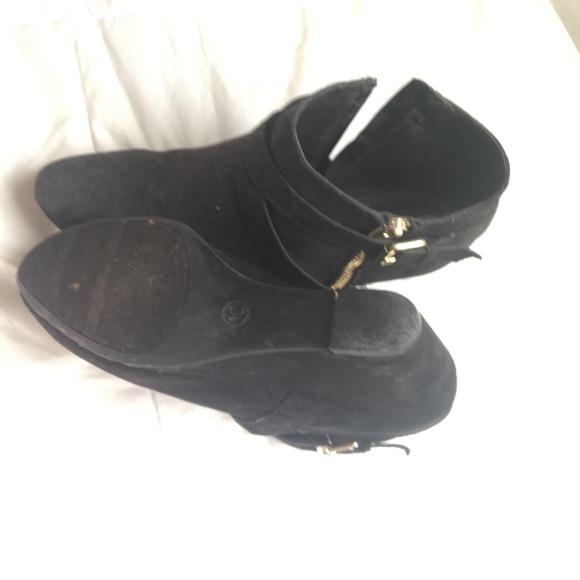 Black size 10 booties. Lightly used. - Picture 6 of 7